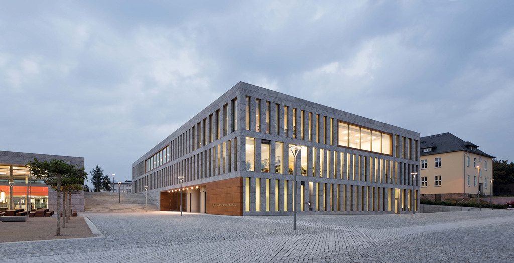 德国，富尔达，高等专业学院新大楼及国立图书馆3.jpg