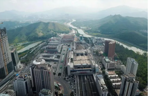 深圳有多少人口2019_深圳有多少体育馆
